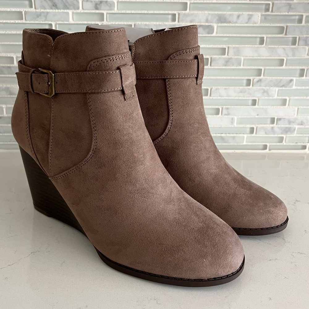 Clearout! Market & Spruce Serah Suede Bootie